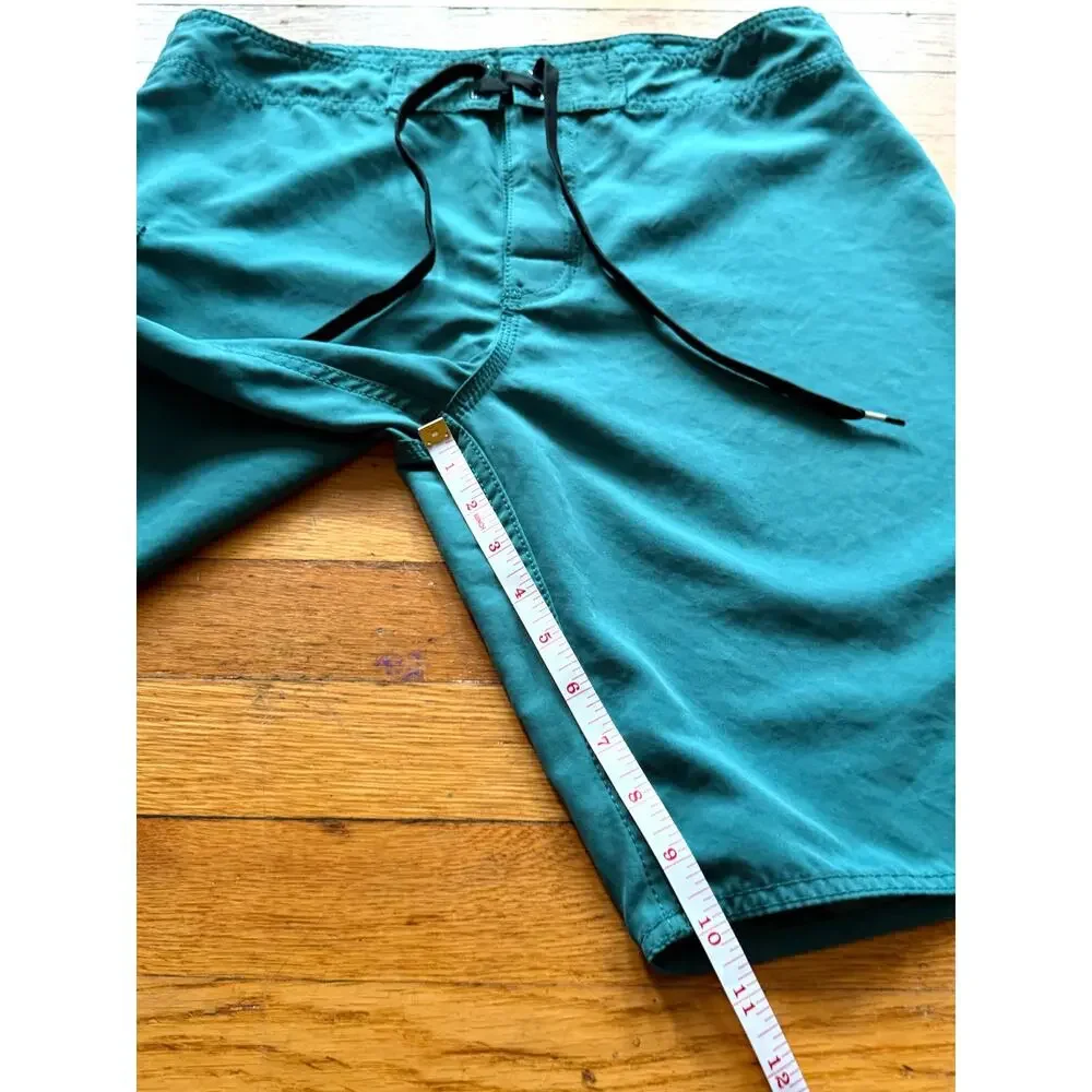 RVCA 'Classic Non-Stretch' Blue Boardshorts Mens sz 31